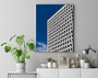 Quadro Fachada Contemporânea em Dia de Céu Azul Por Ivan Araújo