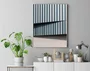 Quadro Luz, Sombra e Geometria em Fachada Contemporânea Por Ivan Araújo
