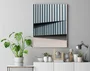 Quadro Luz, Sombra e Geometria em Fachada Contemporânea Por Ivan Araújo